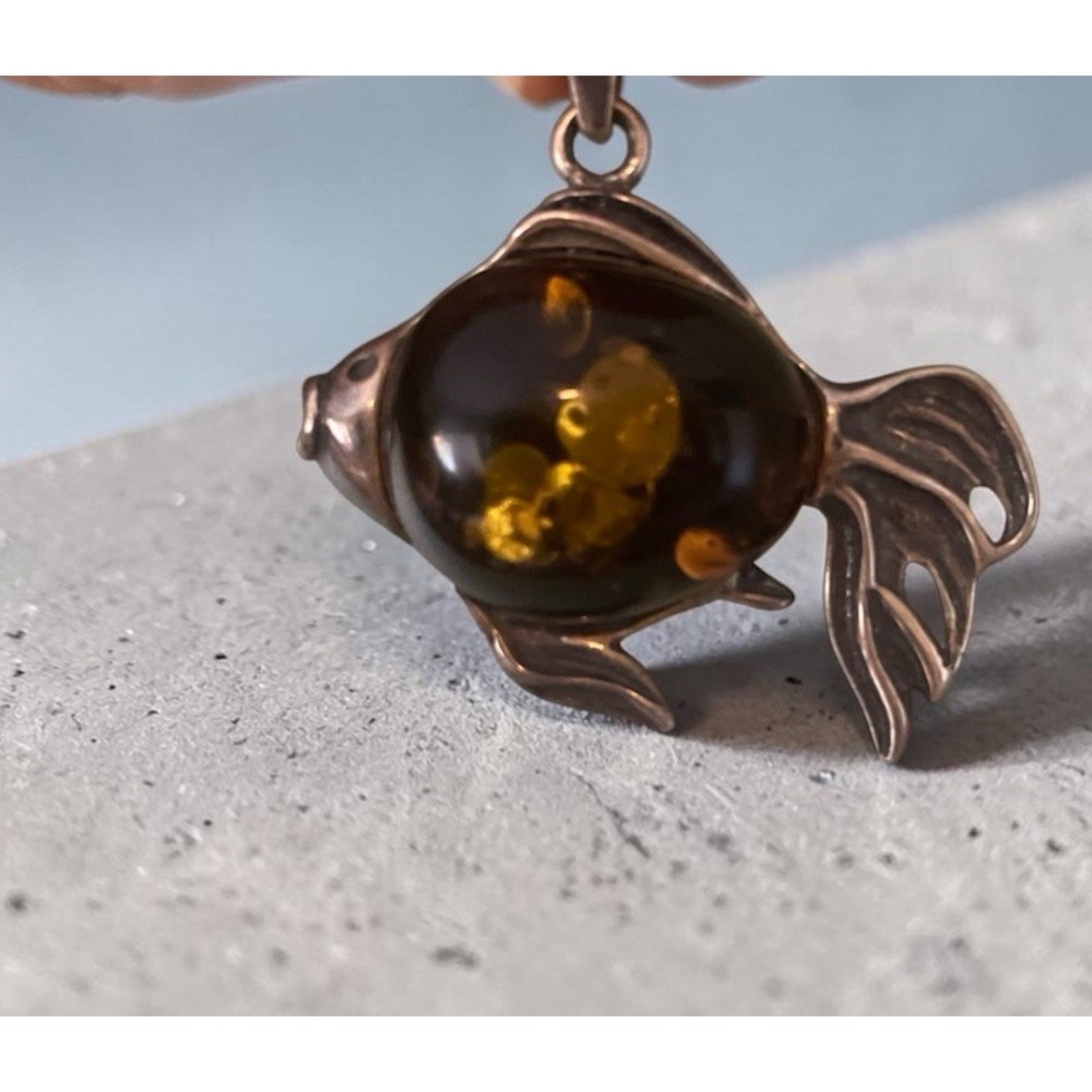 Vintage 925 Sterling Silver Baltic Amber Fish Pendant Goldfish Jelly Belly Koi